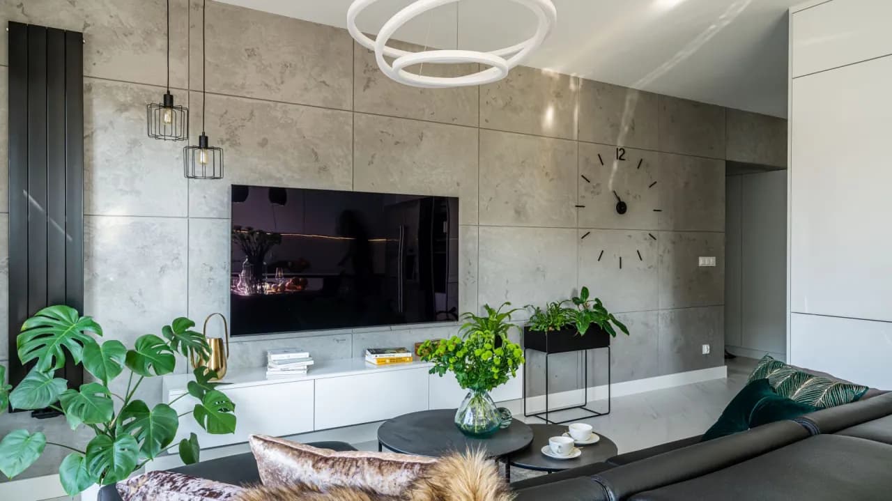 Idealny kolor ściany za telewizorem, który zmieni twoje wnętrze