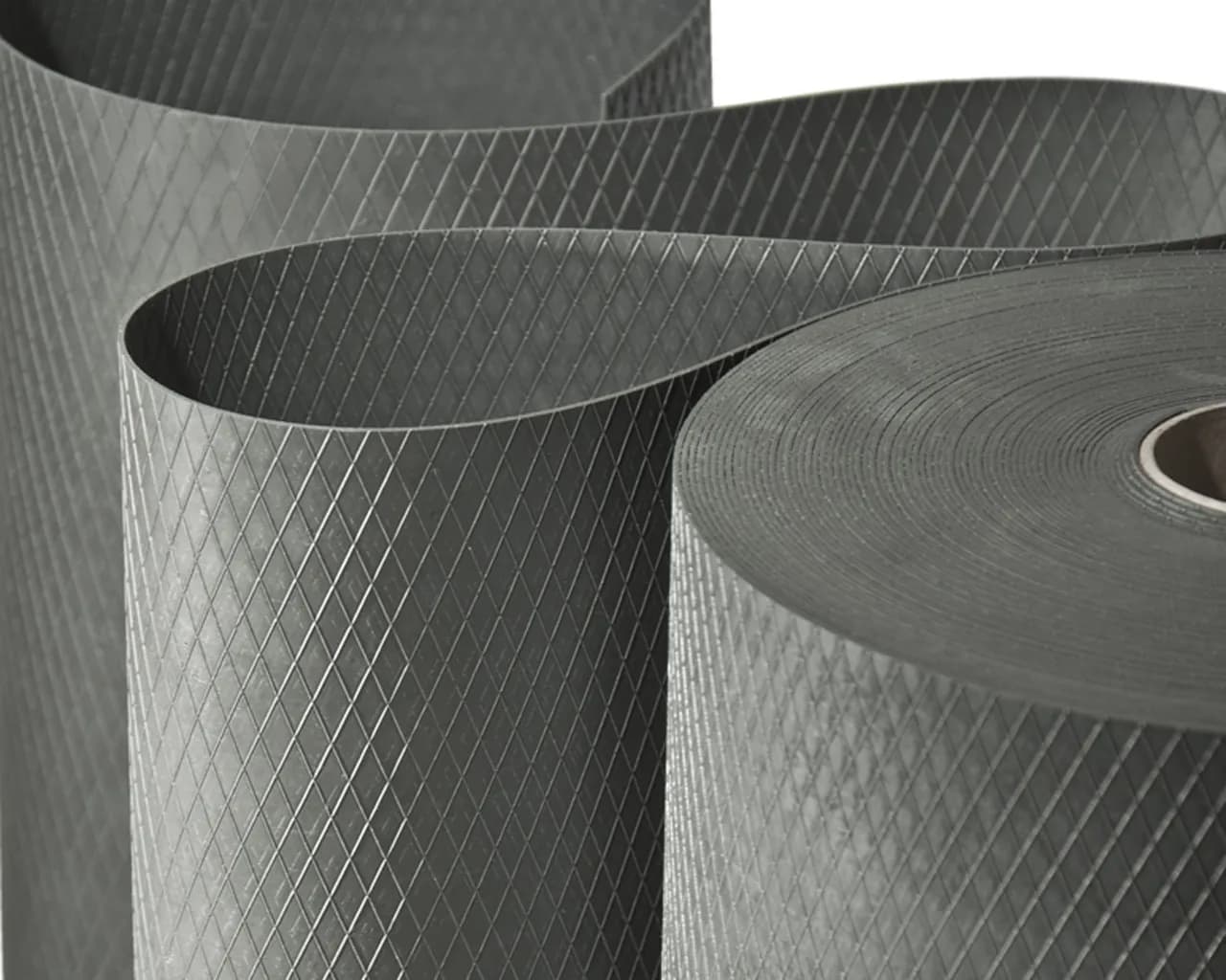 Jaką folię do izolacji poziomej fundamentów wybrać, aby uniknąć wilgoci?